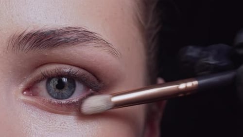 Professional Make Up