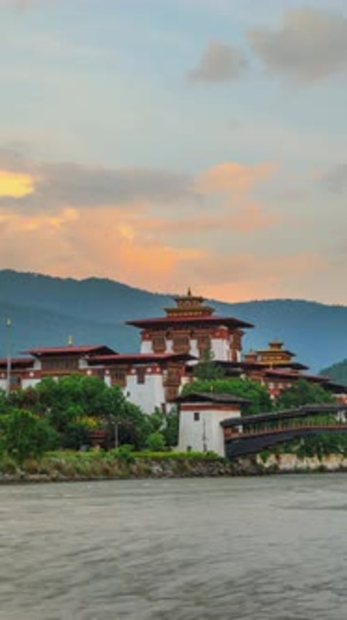 Lap de temps du dzong de Punakha au Bhoutan