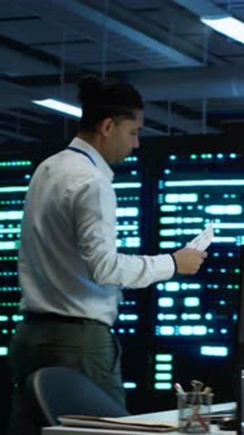 Vertical Video Server Hub Teamworking Coworkers Doing Disaster Recovery Planning