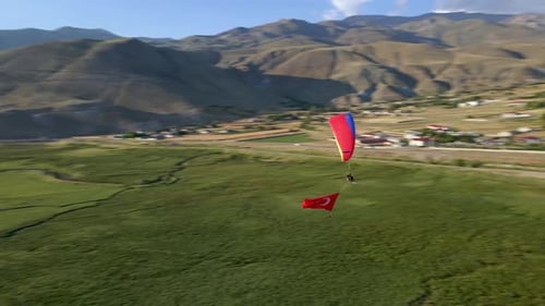 Parachute tracking with Drone