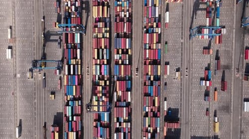 Container ship loading and unloading in deep sea port