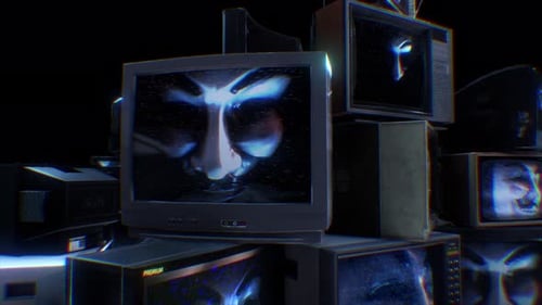 Caras enmascaradas anónimas en televisores retro