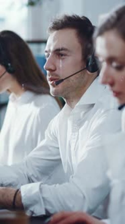 Professional Call Center Agents Collaborating Effectively to Maximize Results Together