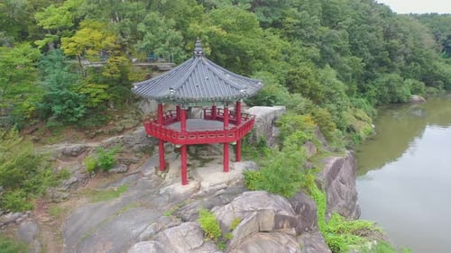 Vista aérea da paisagem ribeirinha e da natureza de Yeoju
