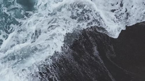 Wonderful Waves from Above 05