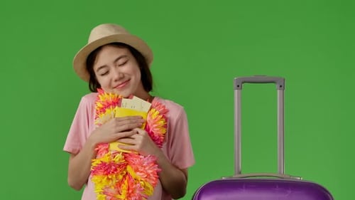 Happy Young Woman Ready For Tropical Travel