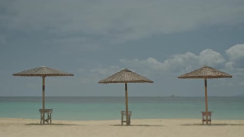 Plage de Maragkas à Naxos
