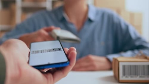 Barcode Scanning with Smartphone and Scanner
