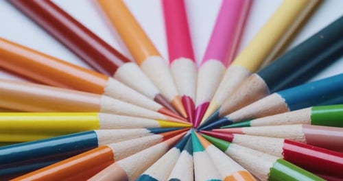 Colored Pencils Rotate in a Circle