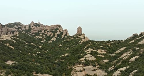 Exploring Montserrat The Enchanting Mountain Peaks of Catalonia