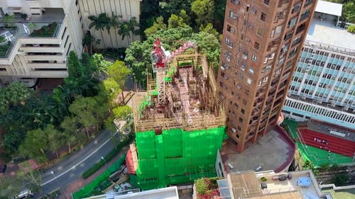 Construcción de edificios de gran altura con andamios de bambú en Hong Kong, China