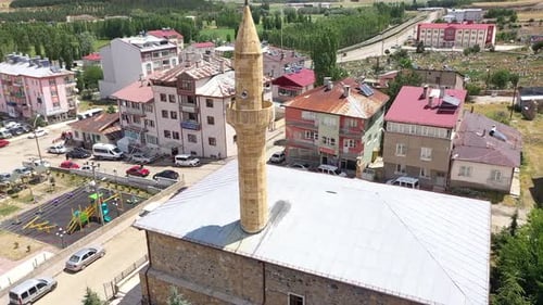 Mosquée historique de Kemankes dans la ville de Yildizeli 3