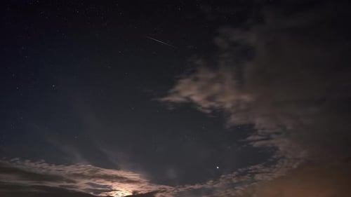 Nachthimmel mit Algenwolken