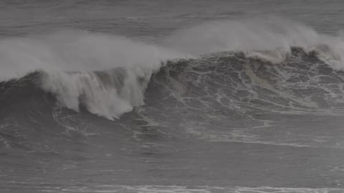 Storm Waves on the Ocean