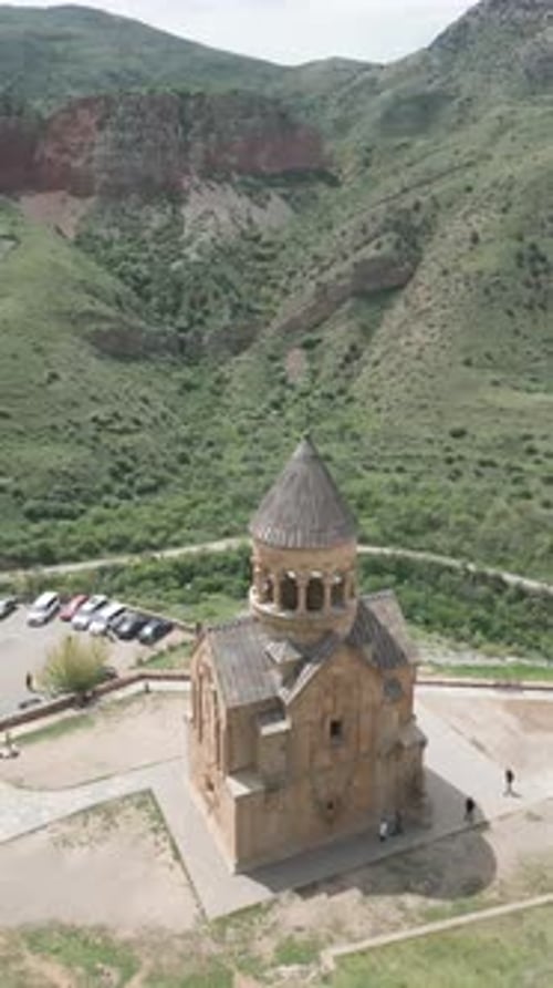 Complexe du monastère de Noravank par temps ensoleillé.
Arménie