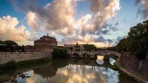 St. Angelo castle and Vittorio Emanuele II Bridge at sunrise