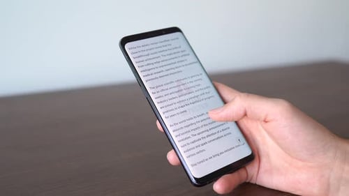 Trojan alert notification appearing on the phone while in use. Antivirus concept in action.