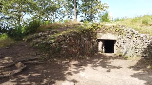 Panoramic view from left to right. View of the Kercado tumulus in Carnac. Video in 4K.