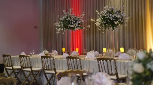 Elegant Wedding Table Decor with Flower Centerpieces