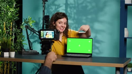 Media Star Reviews Newly Launched Chroma Key Gaming Laptop
