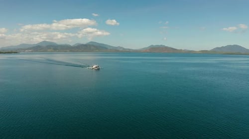 Paisaje marino con islas tropicales y mar azul, Palawan, Filipinas