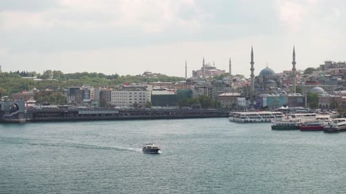 Skyline von Istanbul, Türkei. Fantastischer Blick auf die Stadt