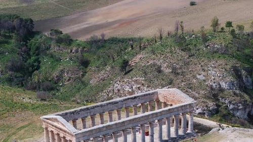 El Templo de Segesta revelado desde arriba: Increíble foto aérea de un Zumbido