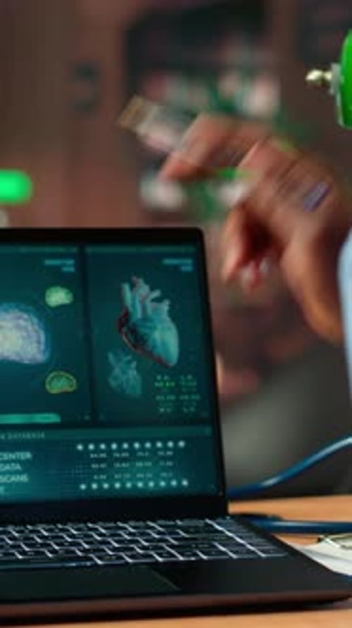 Vertical Video Med School Student Takes Personal Notes From Anatomy Research Papers