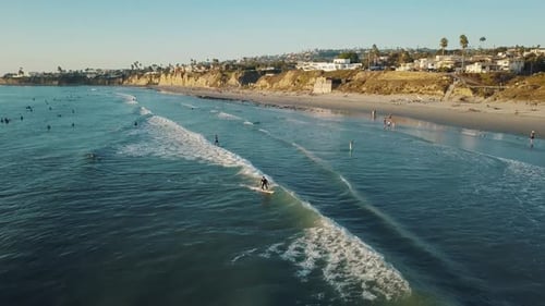 San Diego surfers at Pacific Beach - What to do in San Diego - Highlights - California coastline - 4