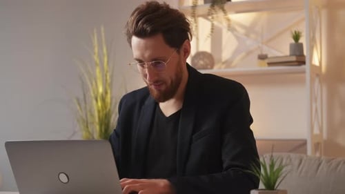 Online Work Inspired Man Business Project Happy