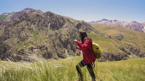 Woman in Trekking