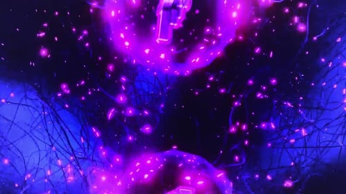 Violette Neuronen leuchten auf dunklem Hintergrund