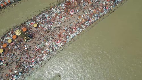 Vidéo du drone Haridwar 4k HAR KI PAURI, Vue par drone de Har ki Pauri Haridwar, vidéo Haridwar, Mata Mans
