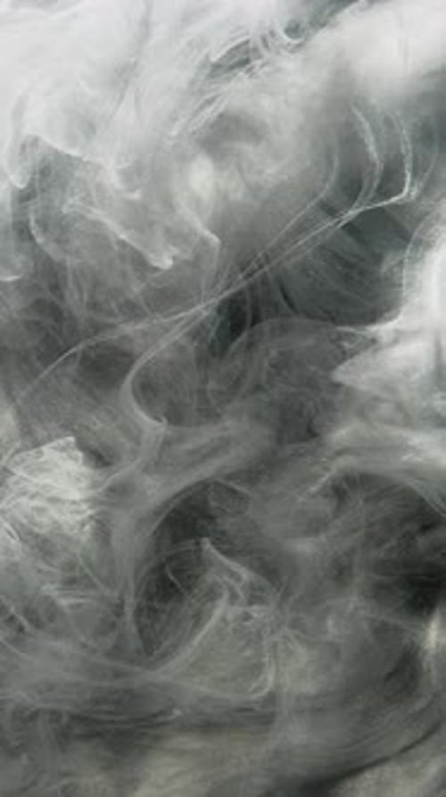 Vertikaler Glitzernebel mit Rauchtextur, silberner Nebel