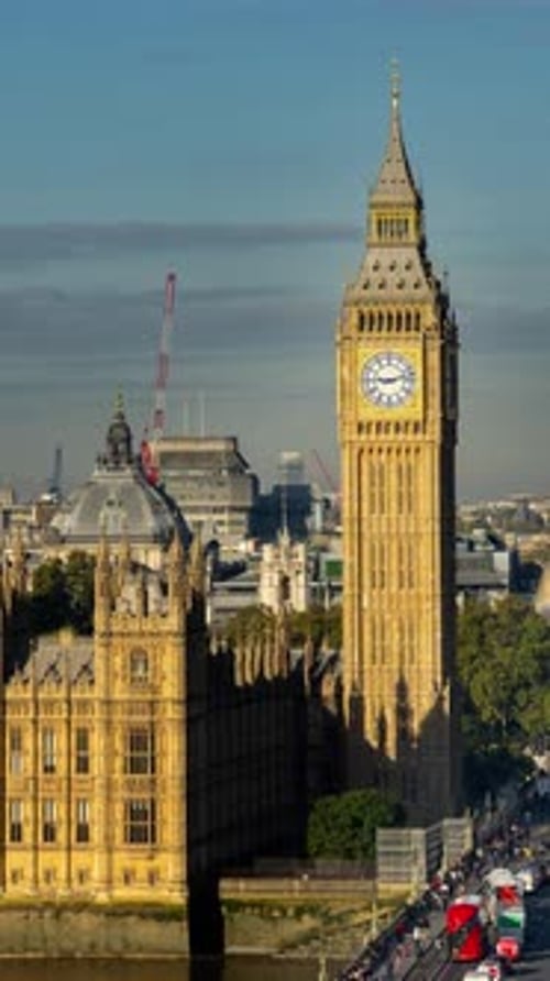 Big Ben-Uhr in London, England, vertikal
