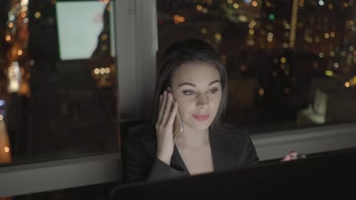 Young Caucasian Businesswoman Working in City Office Computer Desk Workplace