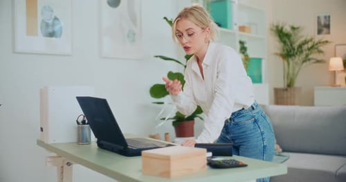 Businesswoman Trains on Personal Branding