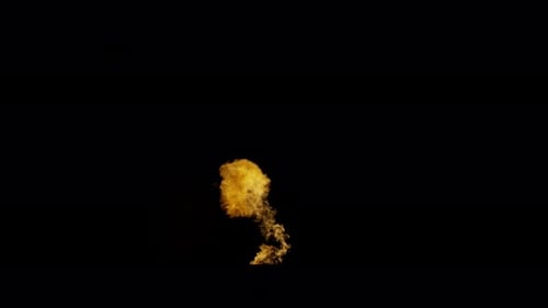 Collection Ignite : une longue explosion de feu émise en bas au centre sur un fond sombre, filmée en 4K