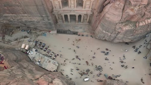Luftaufnahme der Siq (Al Siq) -Schlucht in Petra, Jordanien