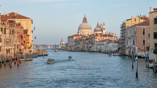Timelapse of Venice Grand Canal