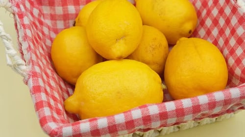 Zitronenkorb