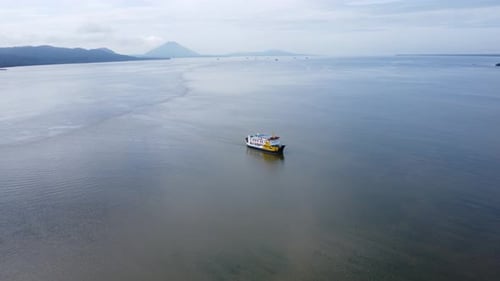 Ferries that take passengers to the port pass through the Kalimantan Sea