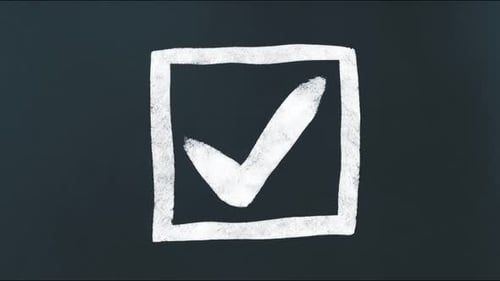 Séquence animée de coches blanches dans un carré noir sur fond sombre