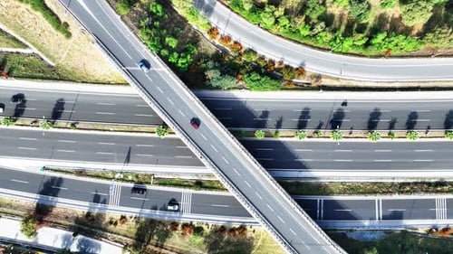 Image de Drone de véhicules sur l'autoroute
