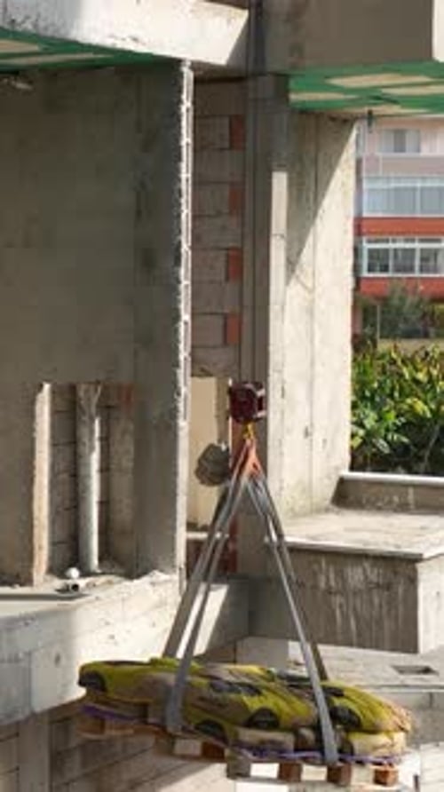 Vídeo vertical: La construcción costera avanza; interesantes desarrollos de fachadas