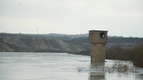 LA VIEILLE TOUR DU PONT DE MALABADI