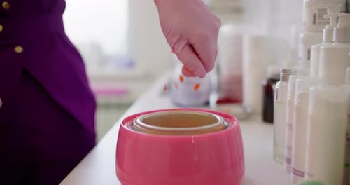 Wax Grains Skin Care Hand Melting Heater Procedure