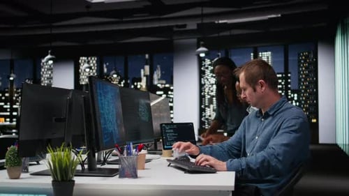 Tech Agency System Administrator Using AI to Optimize Software in Office