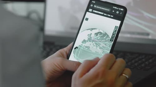 Analyzing Cyberthreats on Smartphone with Real-Time Map