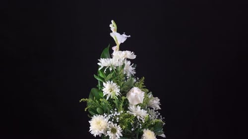 Elegant Flower Arrangement with White Roses and Chrysanthemums